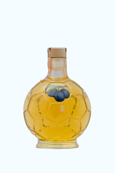 Gazdova Sllivka 40% 0,5 l -  Lopta - 8586000674189